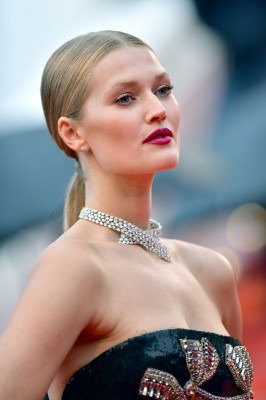Toni Garrn - Cannes