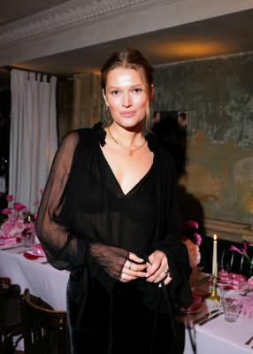 Toni Garrn