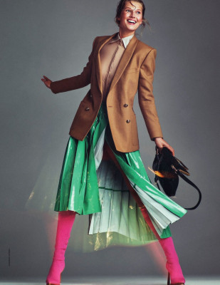 TONI GARRN in Elle Magazine, Italy November 2019