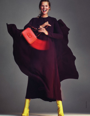 TONI GARRN in Elle Magazine, Italy November 2019