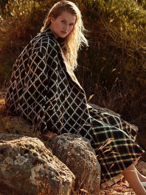 Toni Garrn - Elle Germany By Adam Franzino