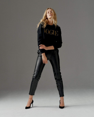 Toni Garrn – Vogue Collection Winter 2020