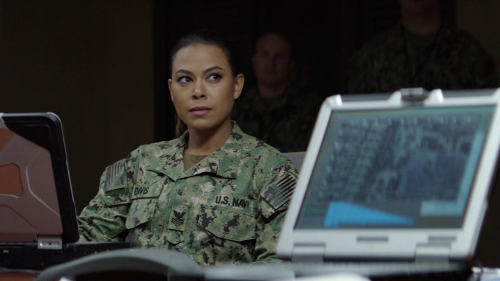 Toni Trucks - Seal Team (2019) 2x12 &#039;Things Not Seen&#039;