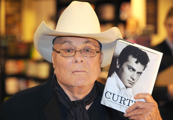 Tony Curtis pic #344502