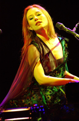 Tori Amos pic #619379