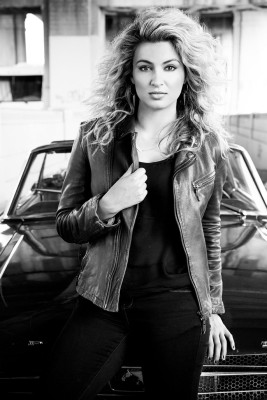 Tori Kelly pic #868935