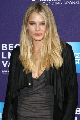 Tori Praver pic #402001