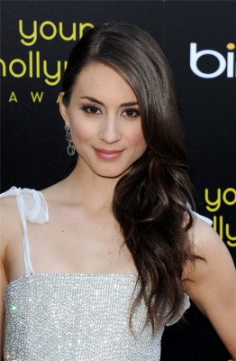 Troian Avery Bellisario pic #455609