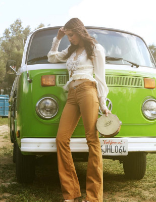 Troian Avery Bellisario pic #505244