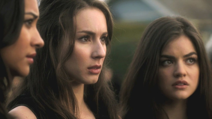 Troian Avery Bellisario pic #812234