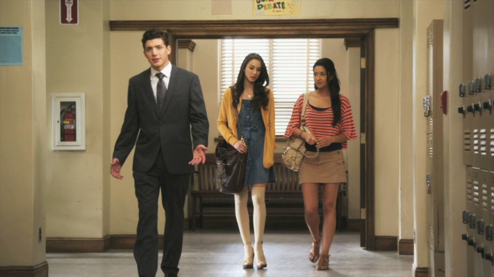 Troian Avery Bellisario pic #815902