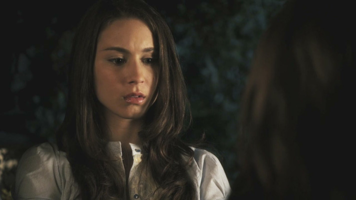 Troian Avery Bellisario pic #809462