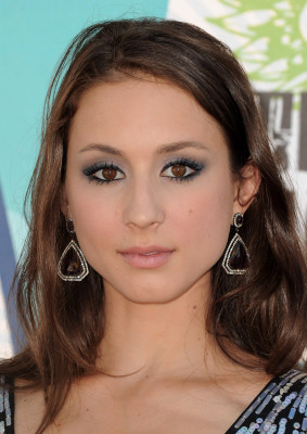 Troian Avery Bellisario pic #505255