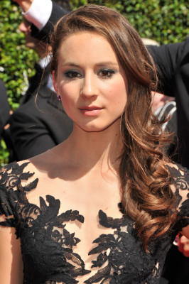Troian Avery Bellisario pic #770776