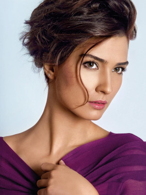 Tuba Buyukustun pic #531895