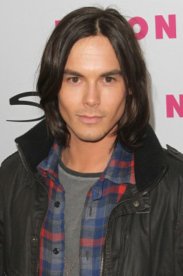 Tyler Blackburn pic #810634