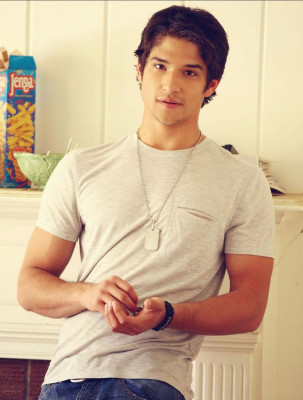 Tyler Posey pic #517998