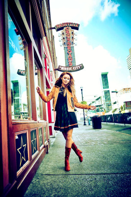 Una Healy
