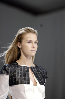 photo 11 in Valentina Zelyaeva gallery [id272144] 2010-06-15 00:00:00