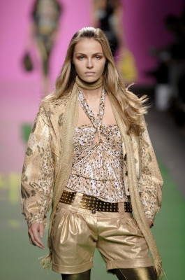 Valentina Zelyaeva pic #281466