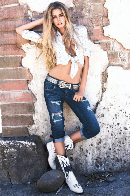 Vanessa Hessler pic #331510