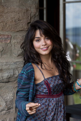 Vanessa Hudgens pic #197096
