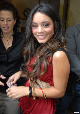 Vanessa Hudgens pic #711801