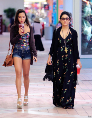 Vanessa Hudgens pic #462743