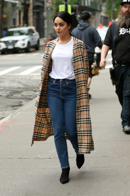 Vanessa Hudgens pic #1071045