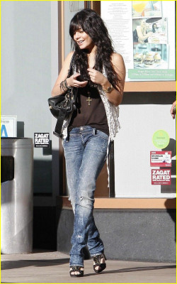 Vanessa Hudgens pic #149393