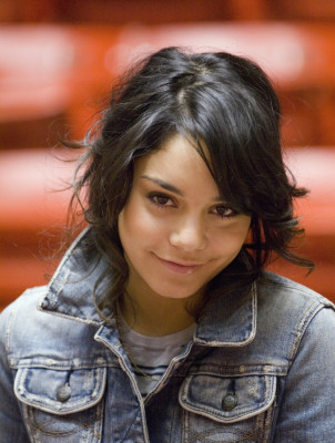 Vanessa Hudgens pic #208346
