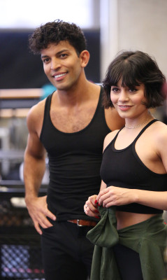 Vanessa Hudgens pic #1060474
