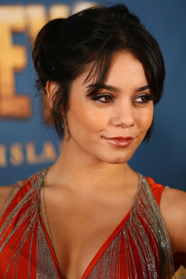 Vanessa Hudgens pic #460159