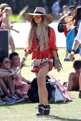 Vanessa Hudgens pic #721446