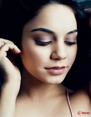 Vanessa Hudgens pic #234005