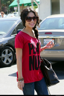 Vanessa Hudgens pic #123412