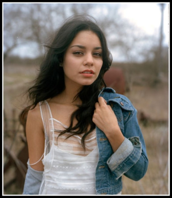 Vanessa Hudgens pic #147129
