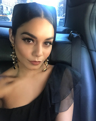 Vanessa Hudgens pic #1066990