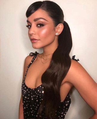 Vanessa Hudgens pic #1071031