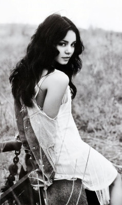 Vanessa Hudgens pic #114261