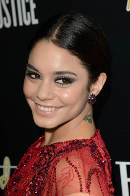 Vanessa Hudgens pic #708120