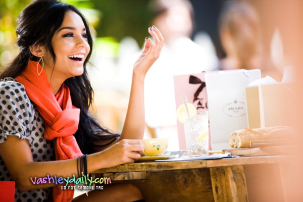 Vanessa Hudgens pic #194740