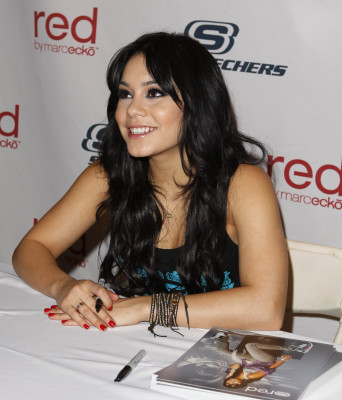 Vanessa Hudgens pic #226202