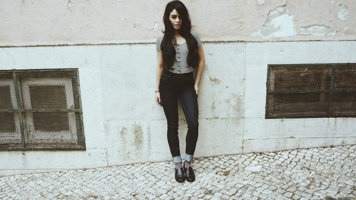 Vanessa Hudgens pic #851425