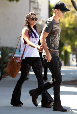 Vanessa Hudgens pic #530529