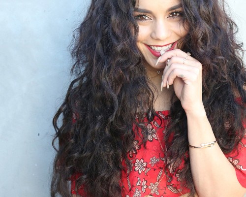Vanessa Hudgens pic #894880
