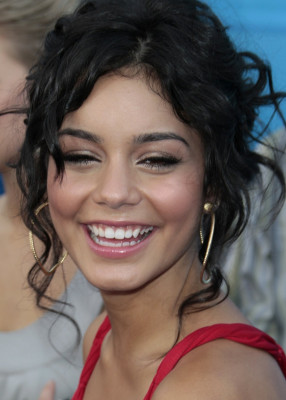 Vanessa Hudgens pic #261325