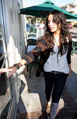 Vanessa Hudgens pic #163318