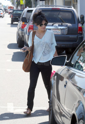 Vanessa Hudgens pic #149935