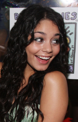 Vanessa Hudgens pic #159228